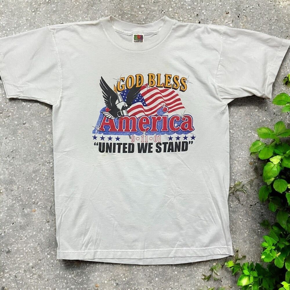 Fruit Of The Loom Vintage Y2K 9/11 God Bless America White T-Shirt Men's Size L